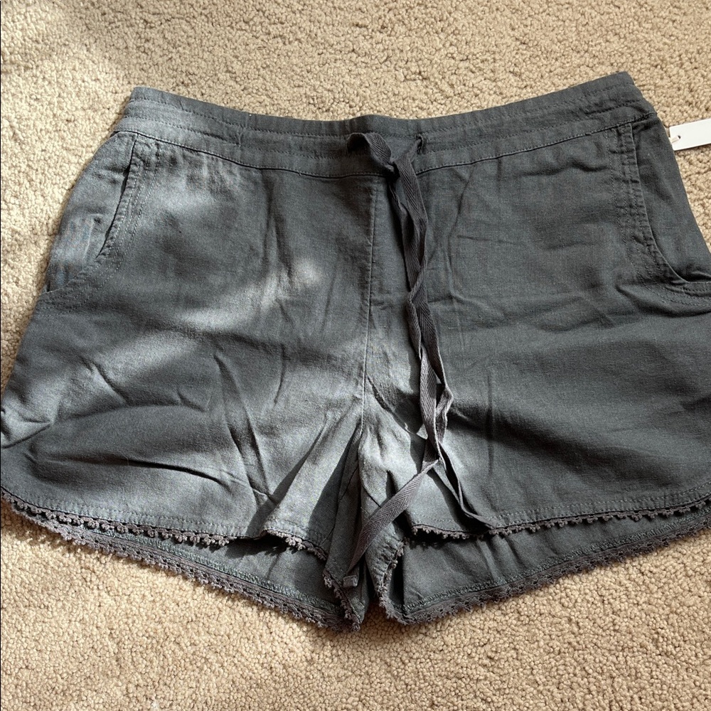 Caslon grey beluga shorts, 3” inseam